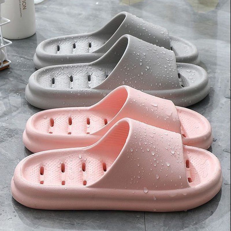 Mule Slip On - شباشب حمام نسائية من الإيفا بتصميم