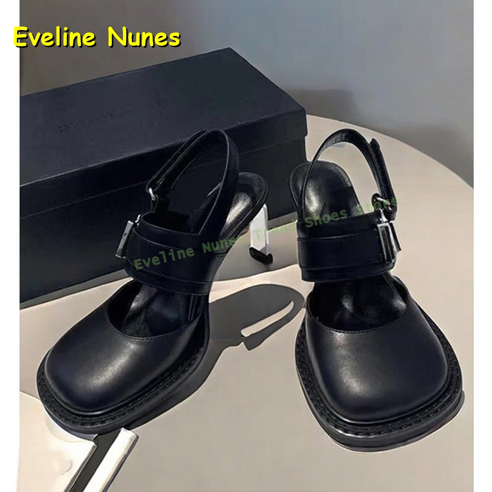 Mule Slip On - صنادل نسائية سوداء بكعب سميك وحزام