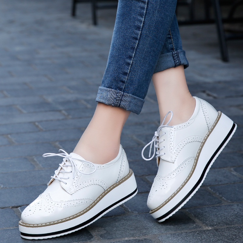 Espadrille Wedge Shoes - النساء أحذية خفيفة بدون كعب جلد