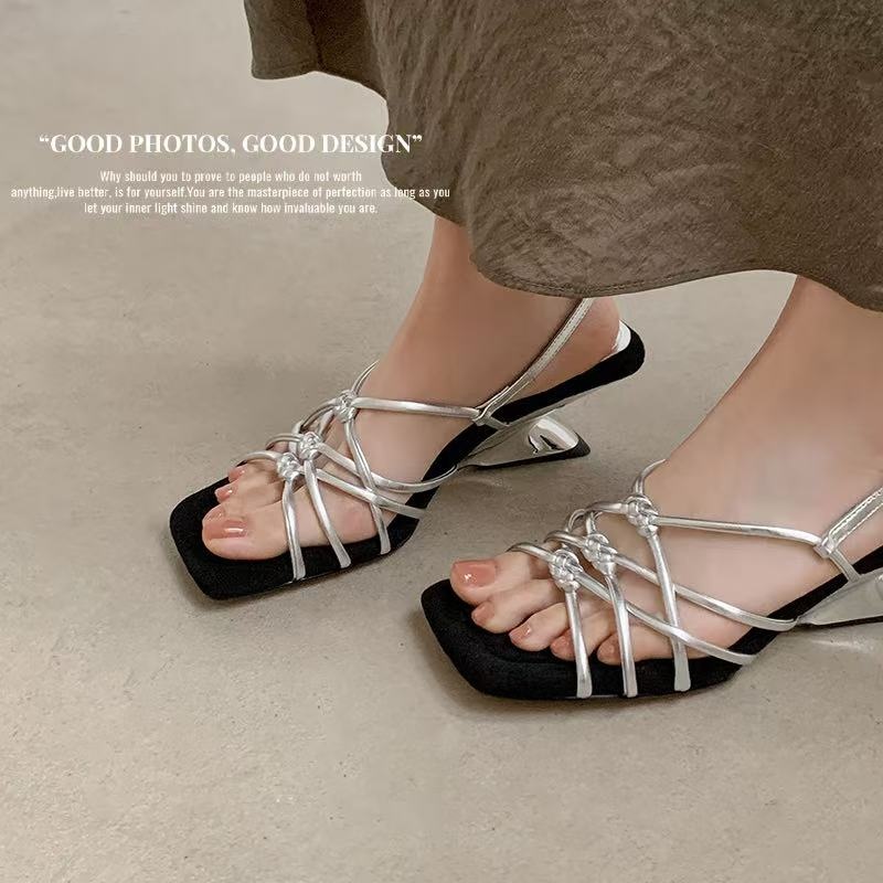 صنادل نسائية جديدة لصيف 2026 م - مراجعة Women'S Shoes Naturalizer وسعره
