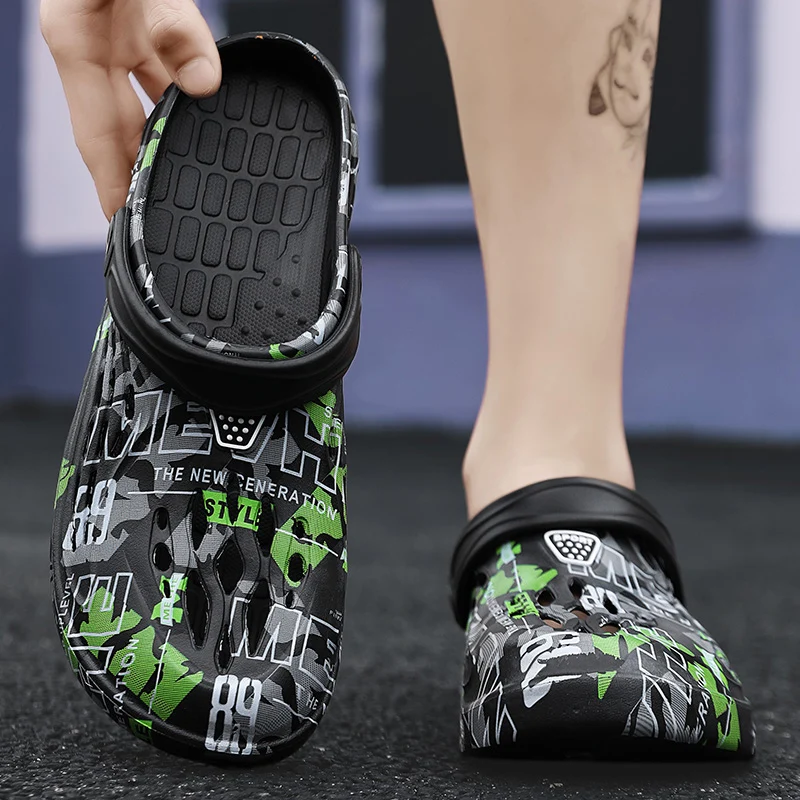 شباشب رجالية جديدة بمقاسات كبي - مراجعة Croc Style Clog وسعره