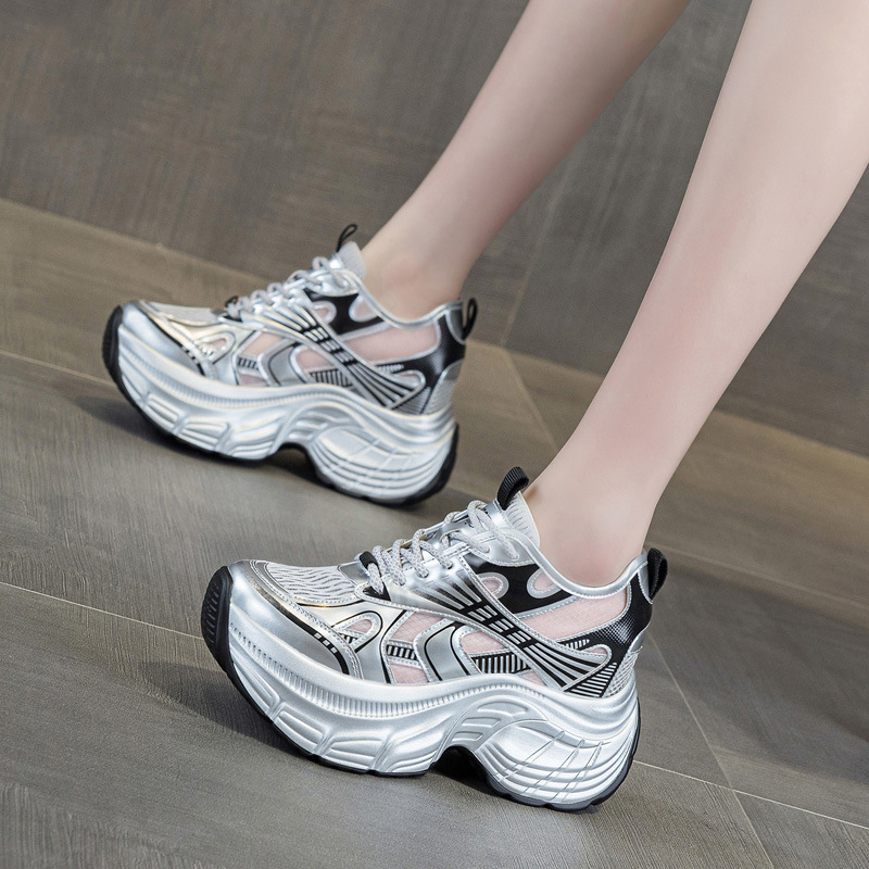 أحذية رياضية نسائية بمنصة خفية - مراجعة Platform Sneakers Chunky وسعره