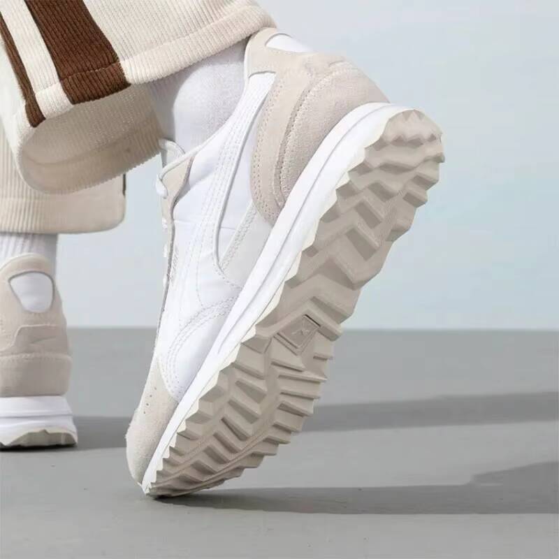 أحذية الجري الجديدة الرائعة من - مراجعة Women Shoes Zoom وسعره