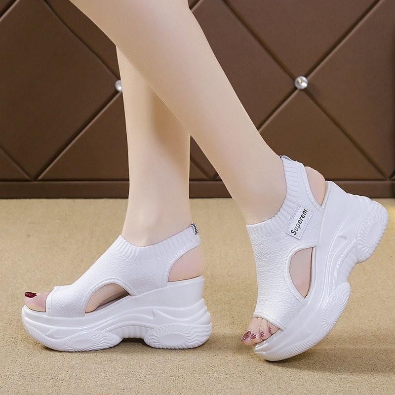 الصنادل النسائية 2025 الصيف إس - مراجعة Wedge Heeled Sneaker وسعره