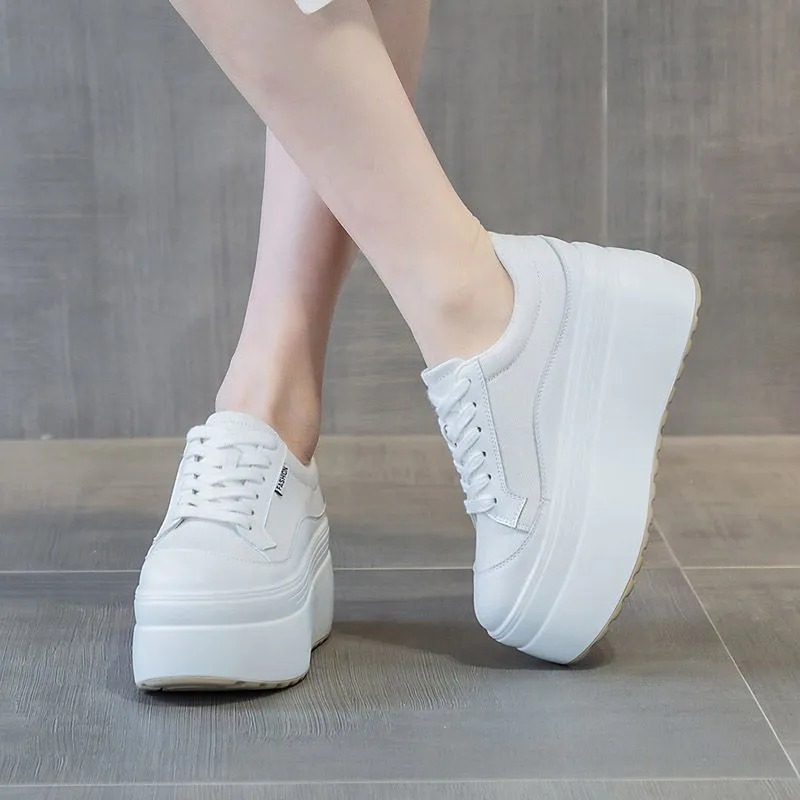 8 سنتيمتر جديد قماش جلد طبيعي  - مراجعة Wedge Heeled Sneaker وسعره