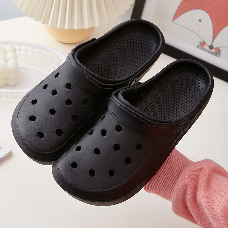 أحذية كاف للارتداء الخارجي في  - مراجعة Croc Style Clog وسعره
