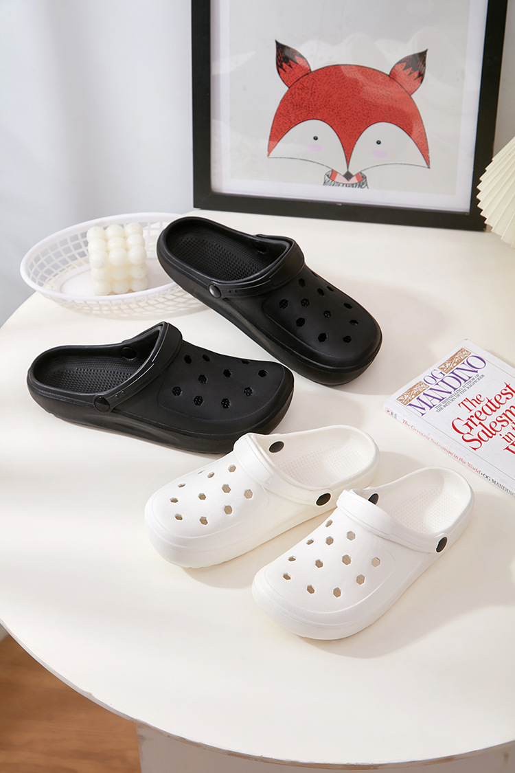 أحذية كاف للارتداء الخارجي في  - مراجعة Croc Style Clog وسعره