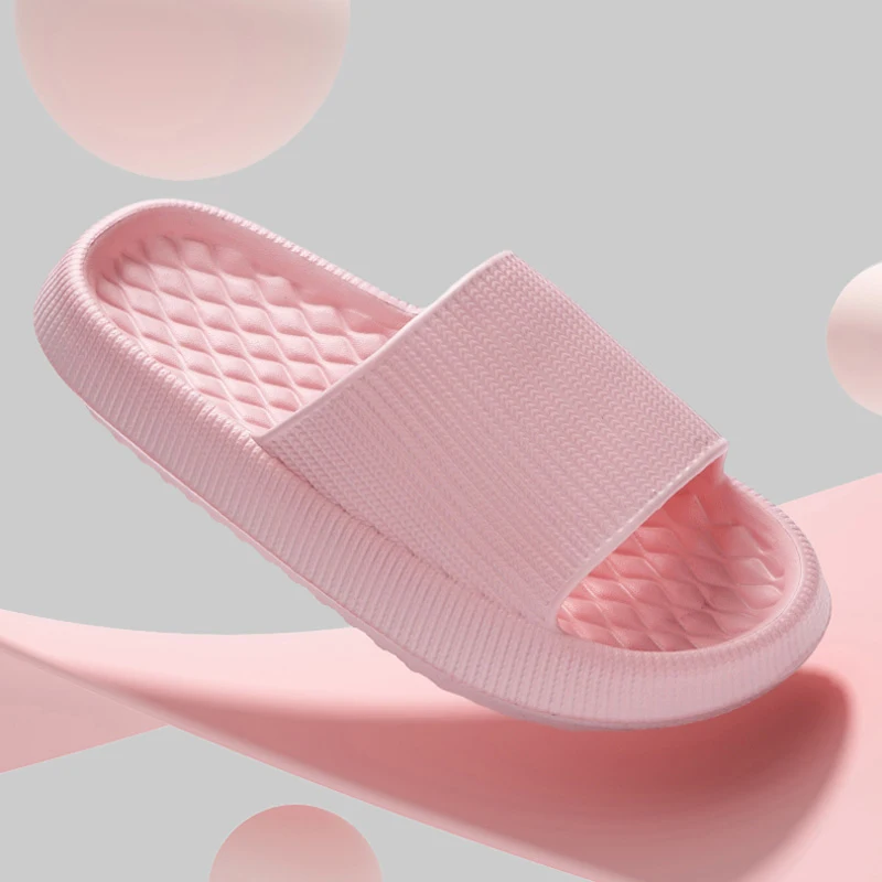شباشب سحابية نسائية بنعل سميك  - مراجعة Mule Slip On وسعره
