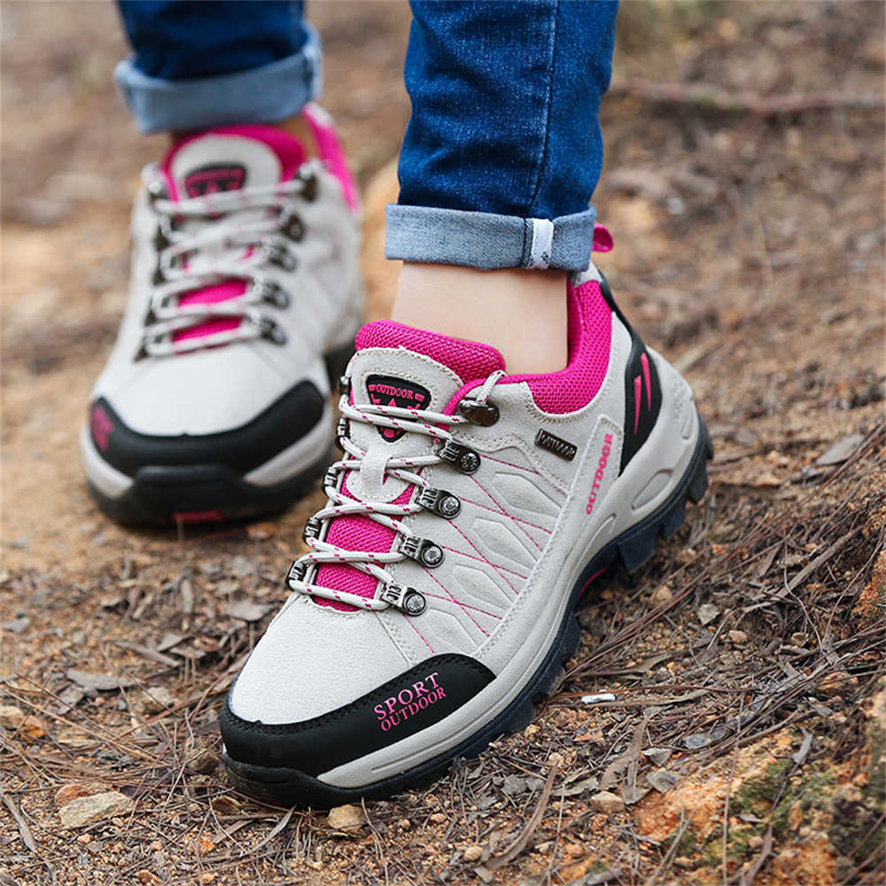 أحذية رياضية نسائية مسطحة لزيا - مراجعة Women Shoes Name وسعره