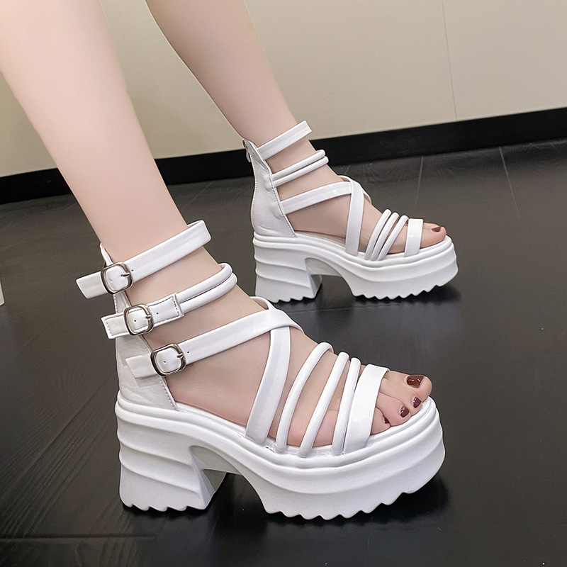 الصيف الساخن الصنادل 9 سنتيمتر - مراجعة Wedge Heeled Sneaker وسعره