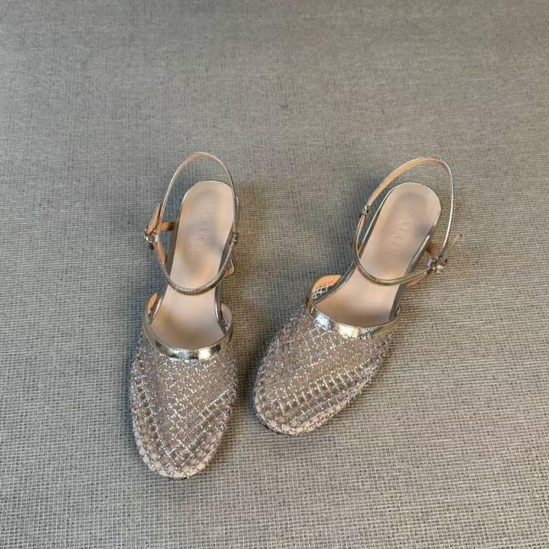 صنادل نسائية جديدة 2026 بكعب و - مراجعة Wedge Heeled Sneaker وسعره