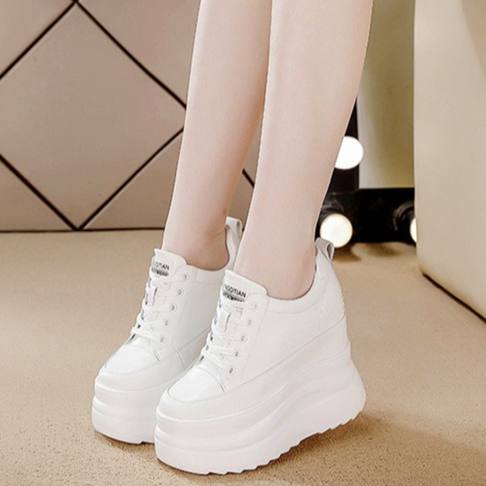 أحذية رياضية كاجوال المرأة الر - مراجعة Wedge Heeled Sneaker وسعره