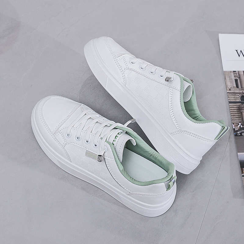 أحذية رياضية نسائية بيضاء بكعب - مراجعة Women Shoes Name وسعره